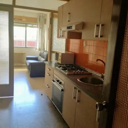 Apartment Parque Garcia Lorca, Granada